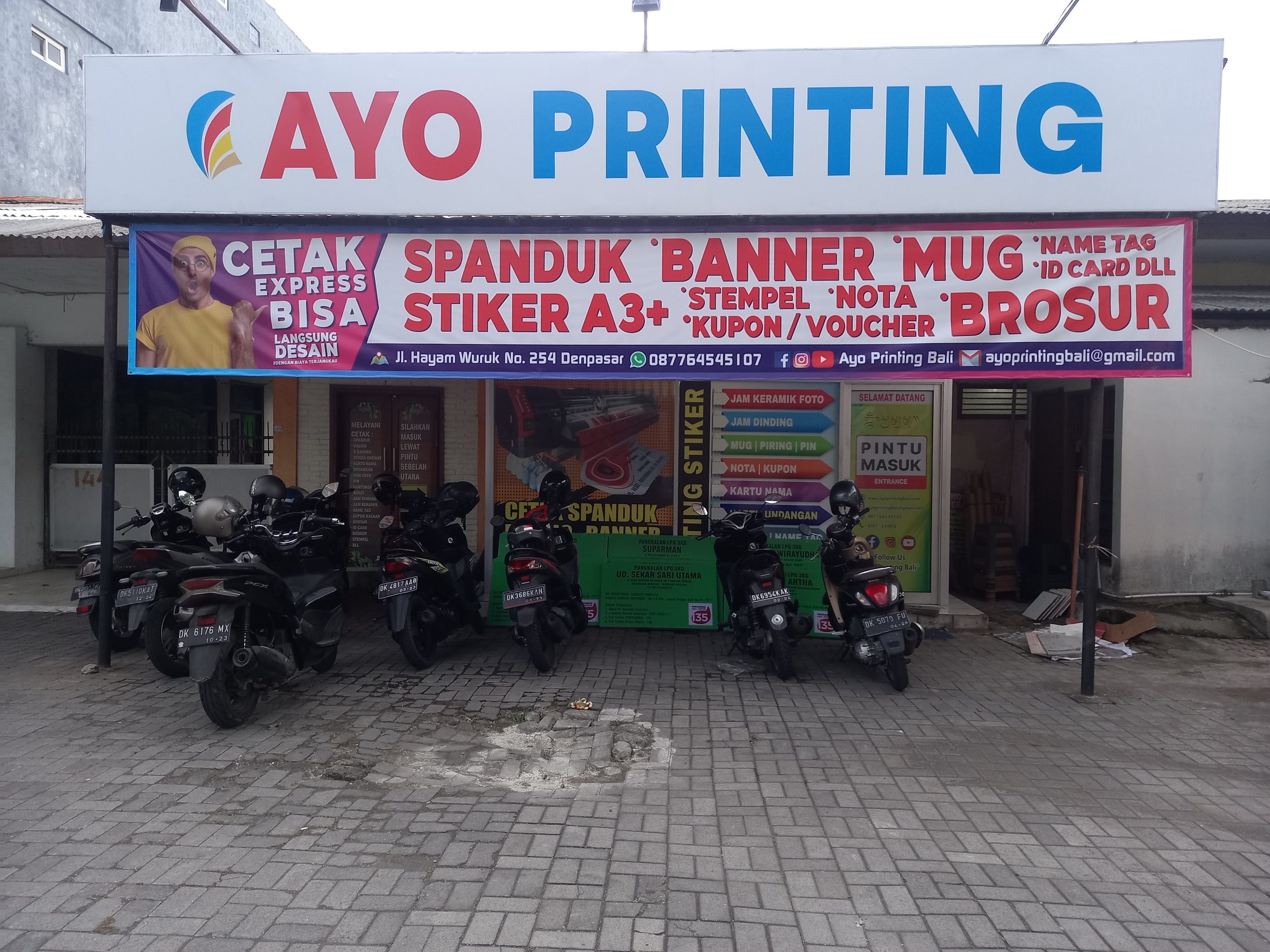 kantor-ayo-printing-bali disini bisa order online spanduk, banner, baliho, stiker dll.